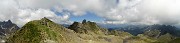 64 Panoramica sulla cresta di vetta di Cima Val Pianella